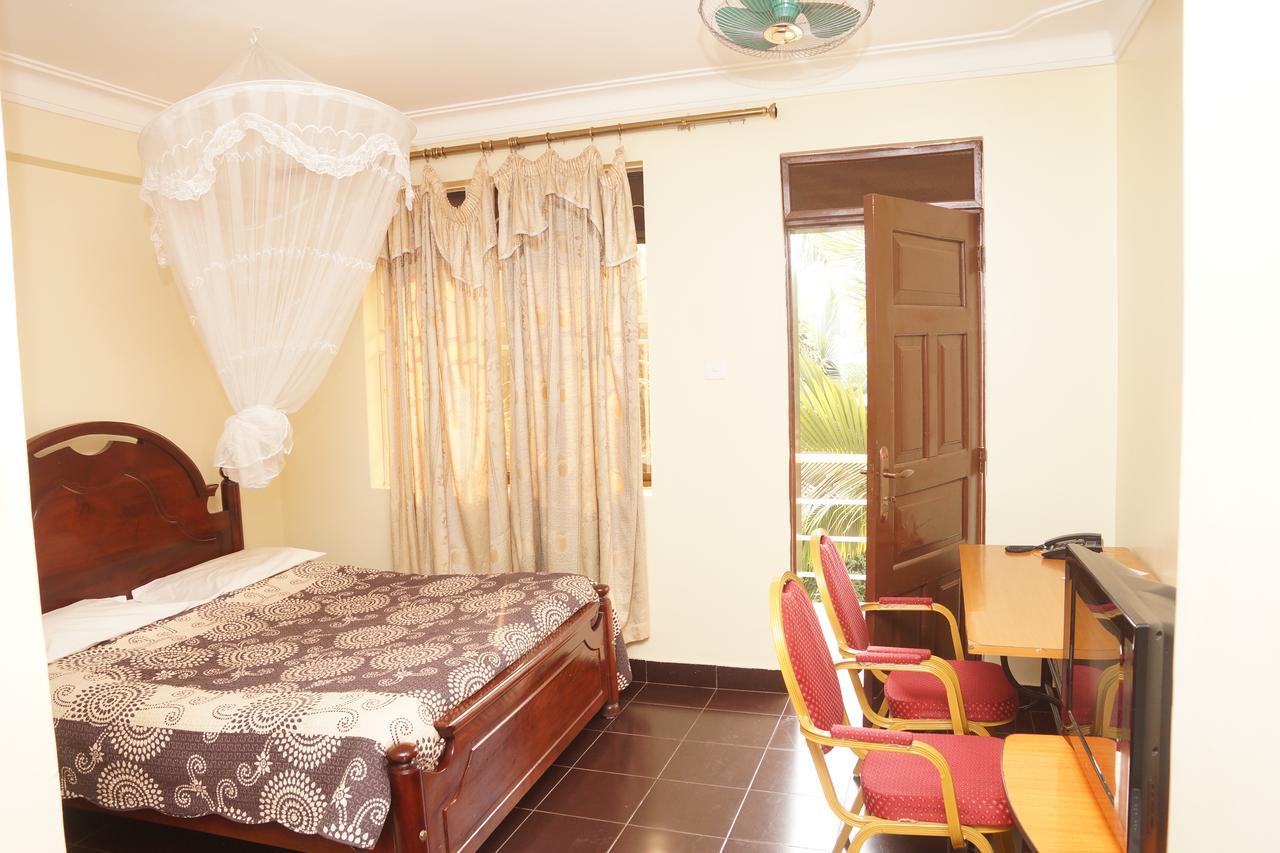 Florida Hotel Zaana Kampala Kültér fotó